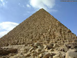 the-pyramid-of-menkaure-3-t-9419114